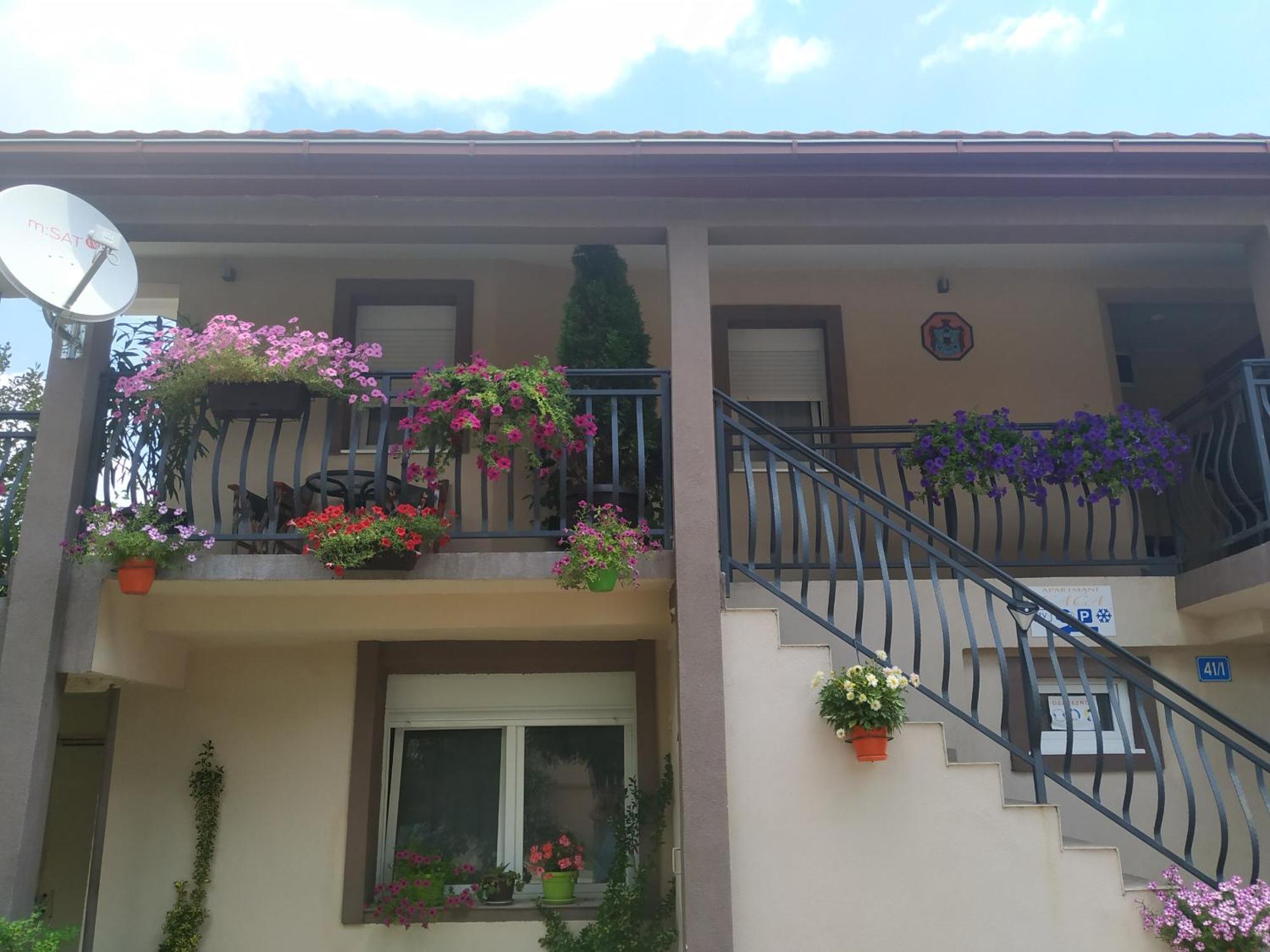 Apartman Kaca Цетине Номер фото